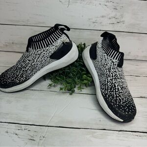 ADIDAS Cloud Foam Slip-on Laceless Running Shoes 11 Black And White